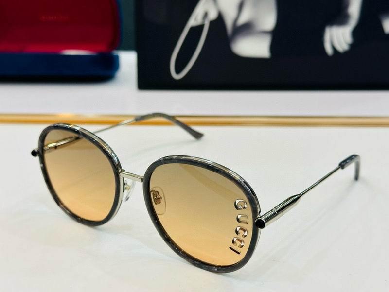 Gucci Sunglasses 855